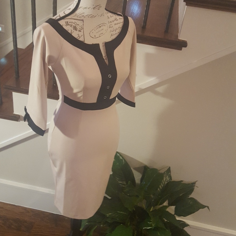 Cream dress marked as large - Fits like small